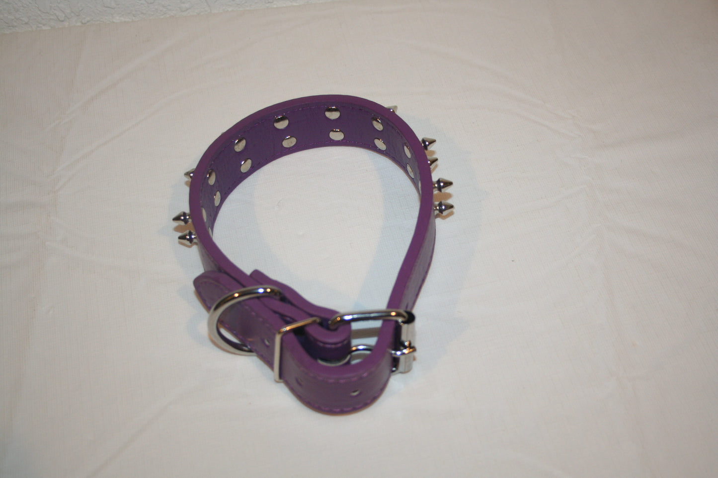 DOGS KINGDOM Medium Purple Spiked Studded Collar Fits 14.25"-18" Neck NEW Dog