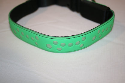 DOGLED Flashing LED Dog Collar Medium Green Fits 15.7-19.7" Neck NEW Pentagon