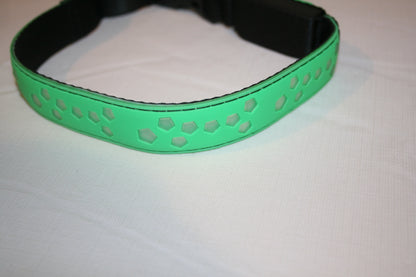 DOGLED Flashing LED Dog Collar Medium Green Fits 15.7-19.7" Neck NEW Pentagon