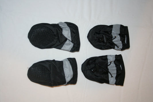 Dog Boots Black Gray Sz 6 Booties Non-Slip 4Pc New Paw Protector Shoes