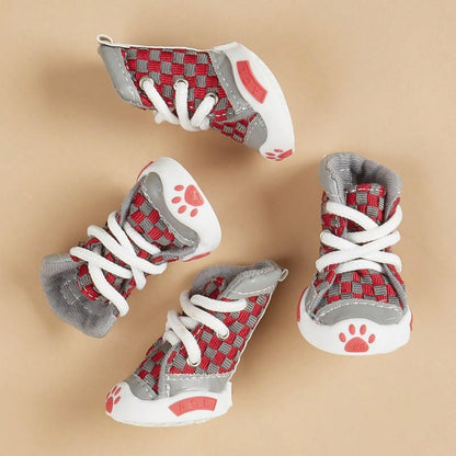 QWINEE 4Pcs Plaid Print Dog Boots Dog Shoes Small Dog Puppy Shoes Red Plaid Medium Anti-Slip Soft Shoes Dog Socks Paw Protector Rain Snow Hot Road Dog Boots